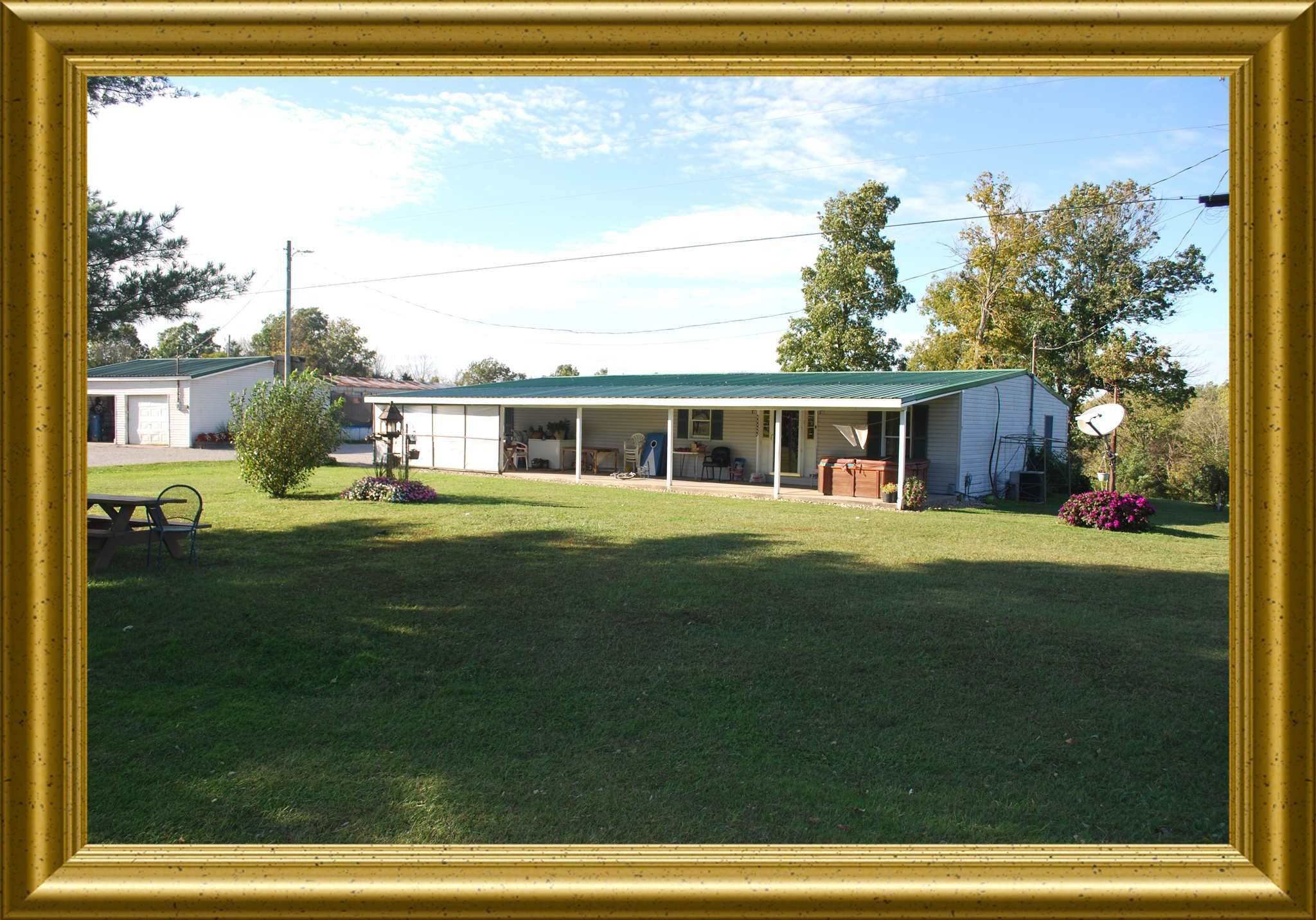 Single Family Homes for Sale at 711 Dye Lane Vanceburg, Kentucky 41179 United States