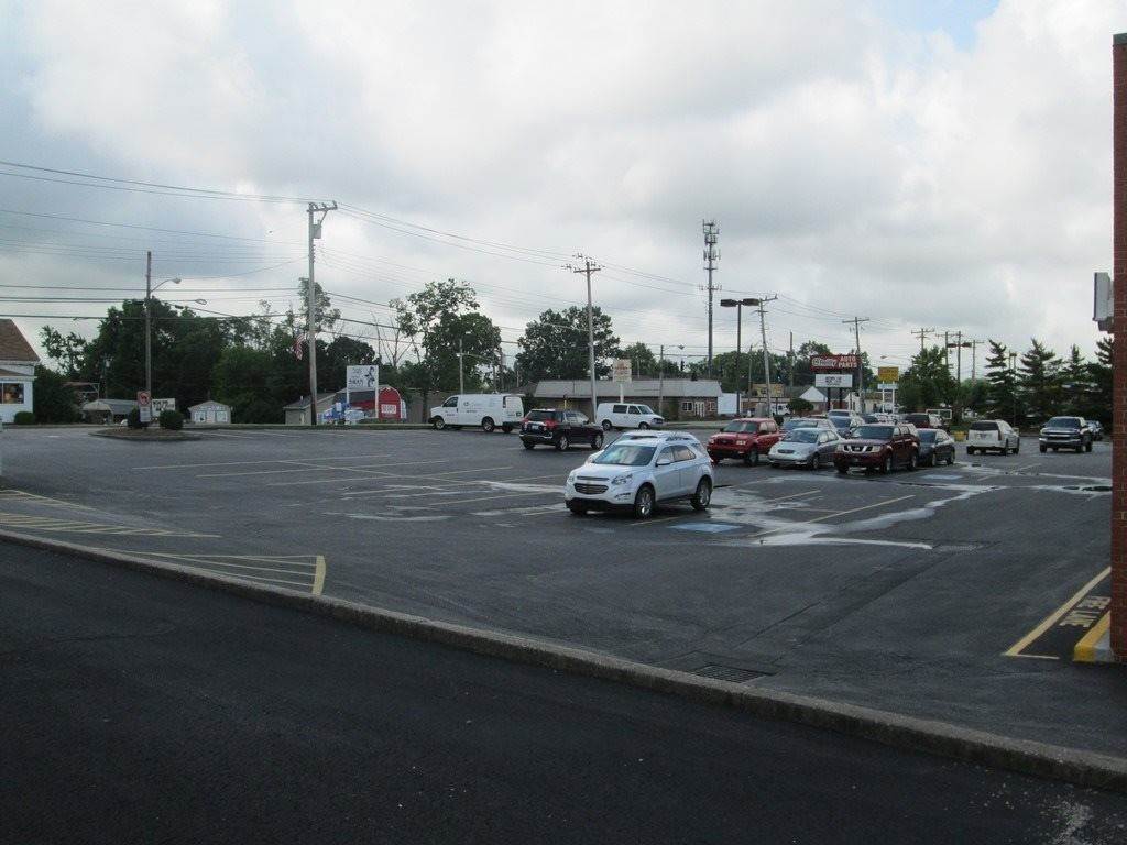 8. Retail for Sale at 4224 Dixie Highway 4224 Dixie Highway Erlanger, Kentucky 41018 United States