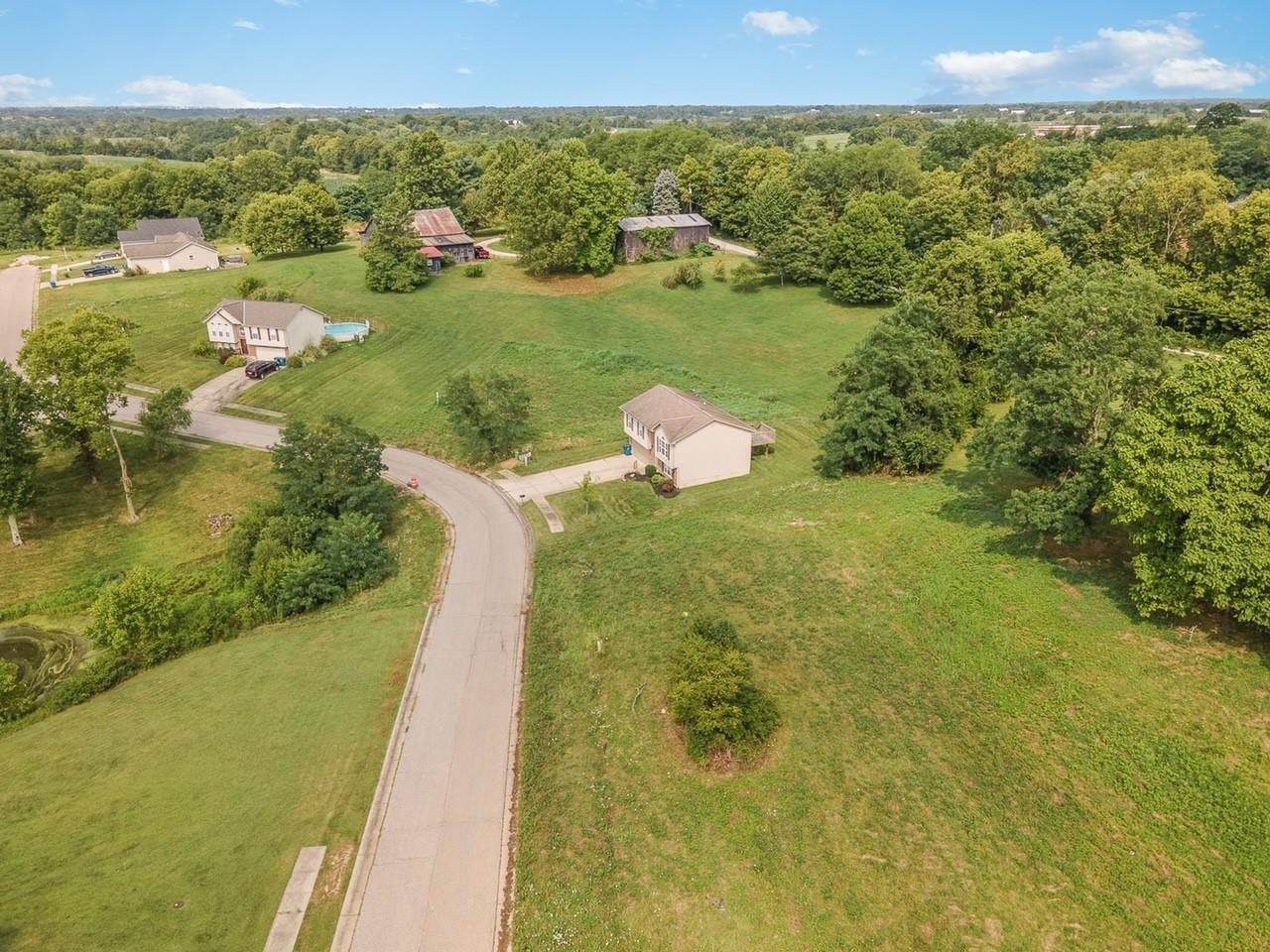 5. Single Family Homes for Sale at Lot 36 Summerfield Drive Lot 36 Summerfield Drive Dry Ridge, Kentucky 41035 United States