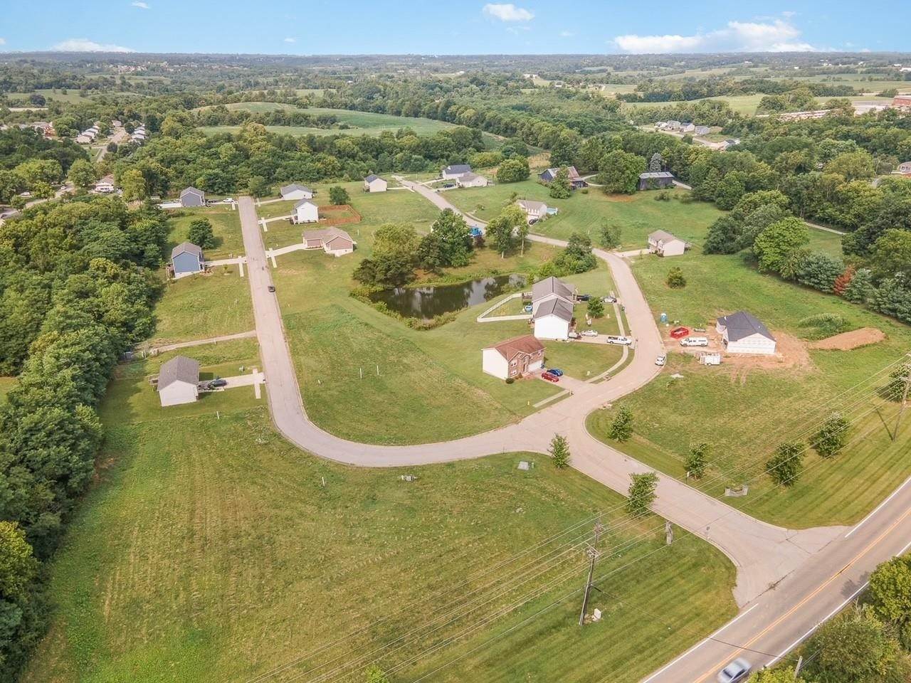 2. Single Family Homes for Sale at Lot 27 Summerfield Drive Lot 27 Summerfield Drive Dry Ridge, Kentucky 41035 United States