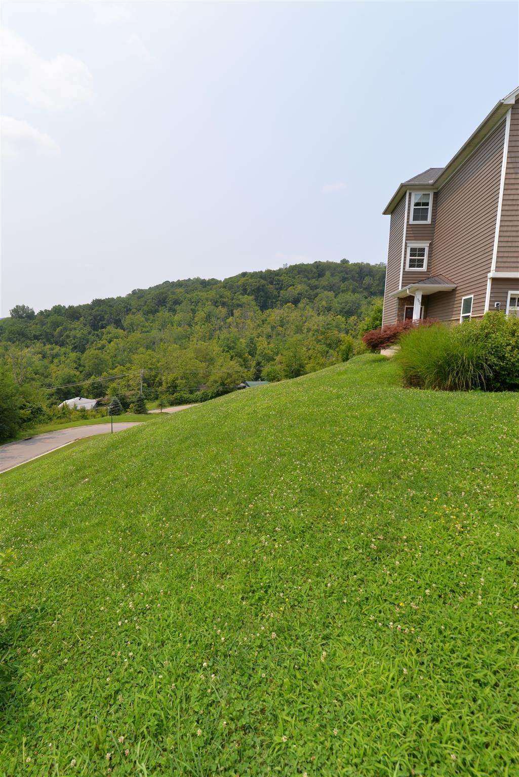 19. Single Family Homes for Sale at 0 Kyles Lookout 0 Kyles Lookout Fort Wright, Kentucky 41017 United States