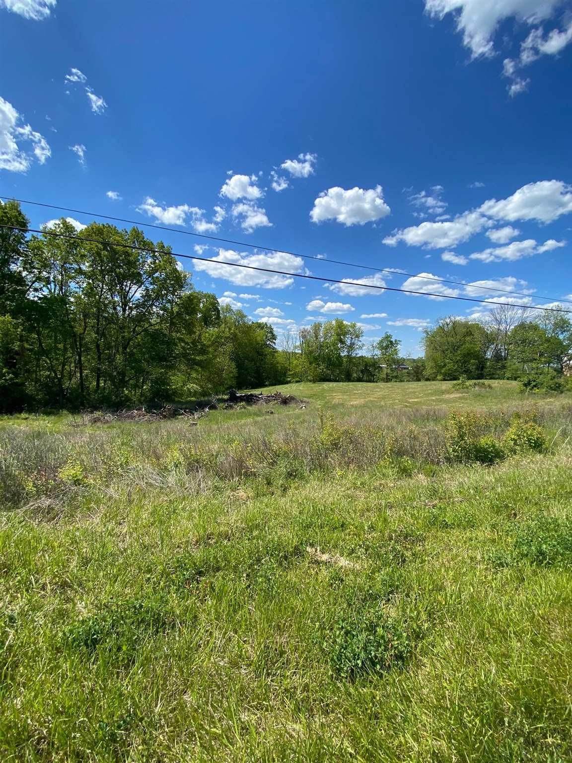 16. Single Family Homes for Sale at 2.62 Acres Violet Road 2.62 Acres Violet Road Crittenden, Kentucky 41030 United States