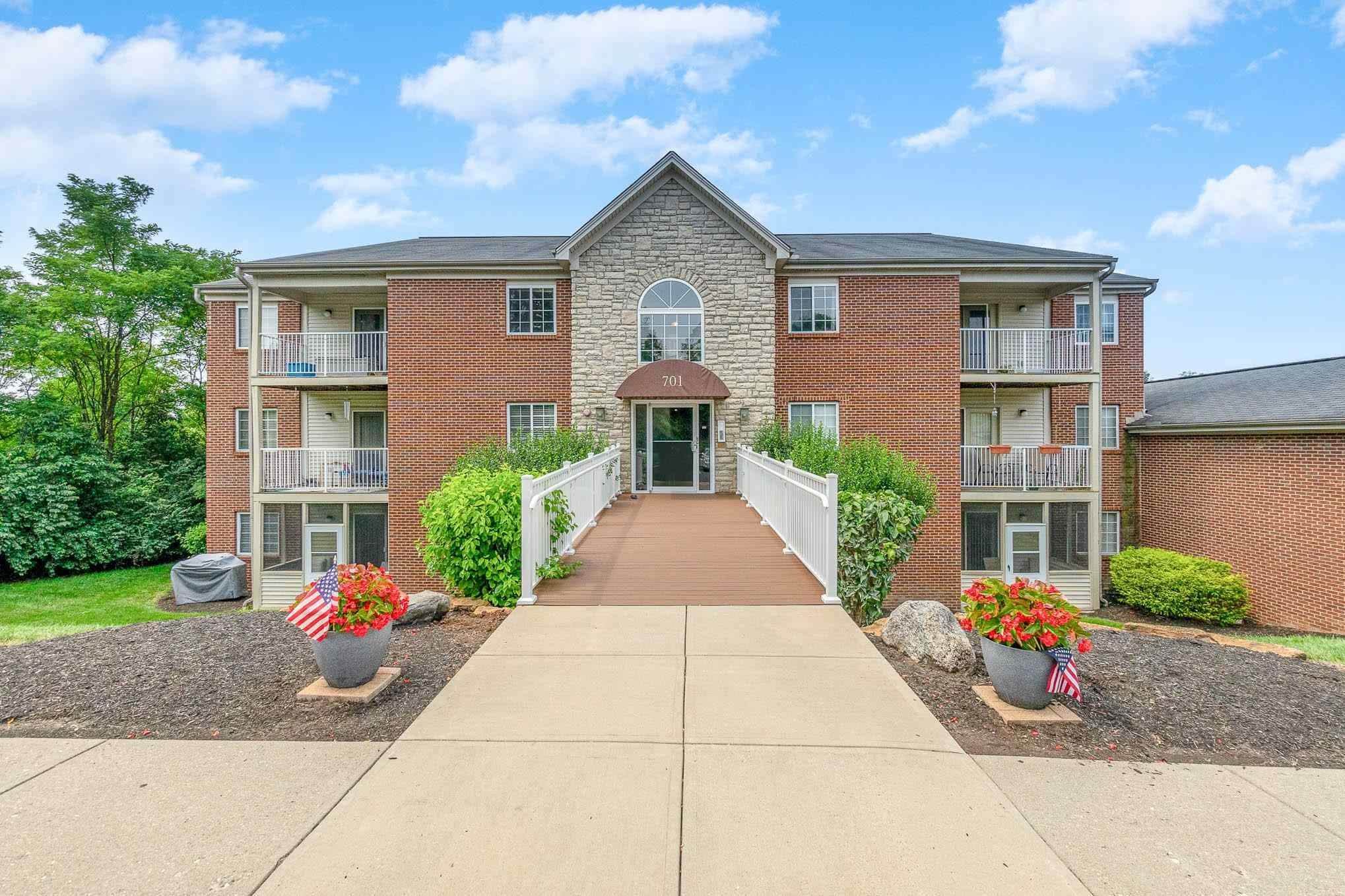 1. Condominiums for Sale at 701 Napa Valley Lane 701 Napa Valley Lane Crestview Hills, Kentucky 41017 United States