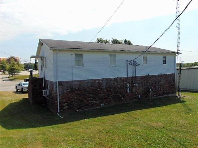 8. Single Family Homes for Sale at 400 S Main Street 400 S Main Street Owenton, Kentucky 40359 United States