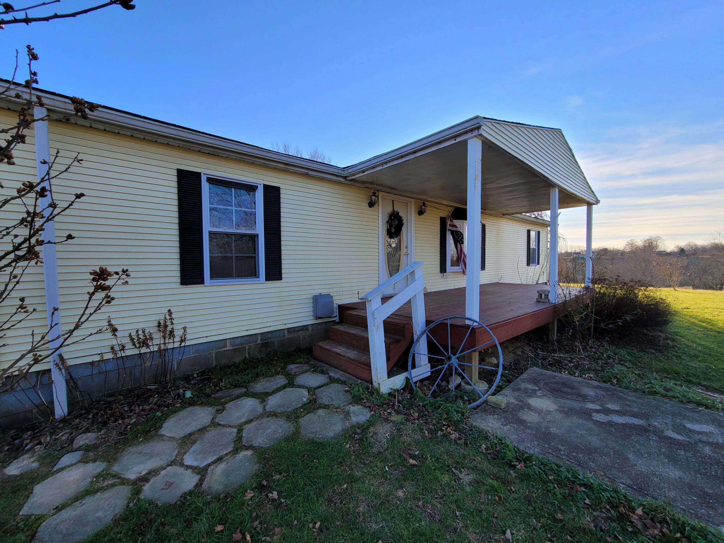 Single Family Homes 为 销售 在 1115 Russell Flynn Road Crittenden, 肯塔基州 41030 美国