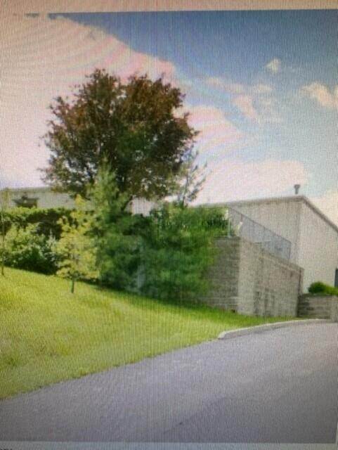 Commercial / Warehouse for Sale at 7595 River Road Hebron, Kentucky 41048 United States